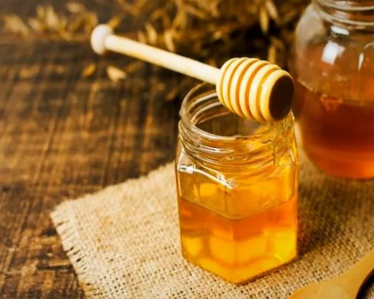 عسل آویشن کوهی + قیمت خرید، کاربرد، مصارف و خواص