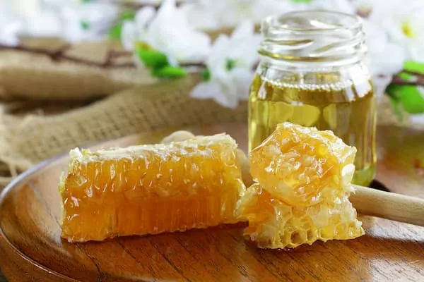 خرید و قیمت روز عسل طبیعی و صنعتی