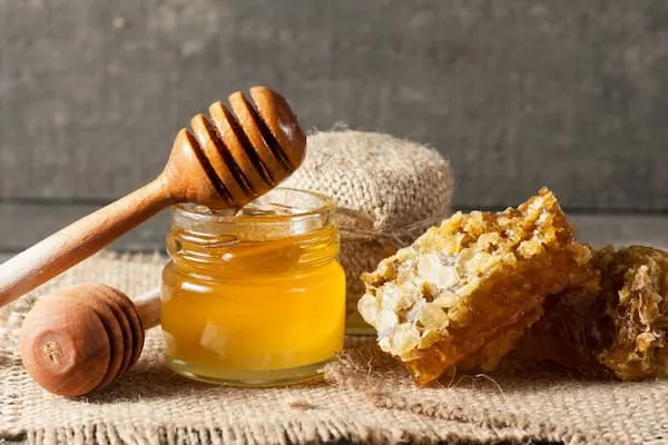 عسل برای مو + قیمت خرید، کاربرد، مصارف و خواص